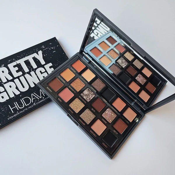 HudaMoji Pretty Grunge Palette